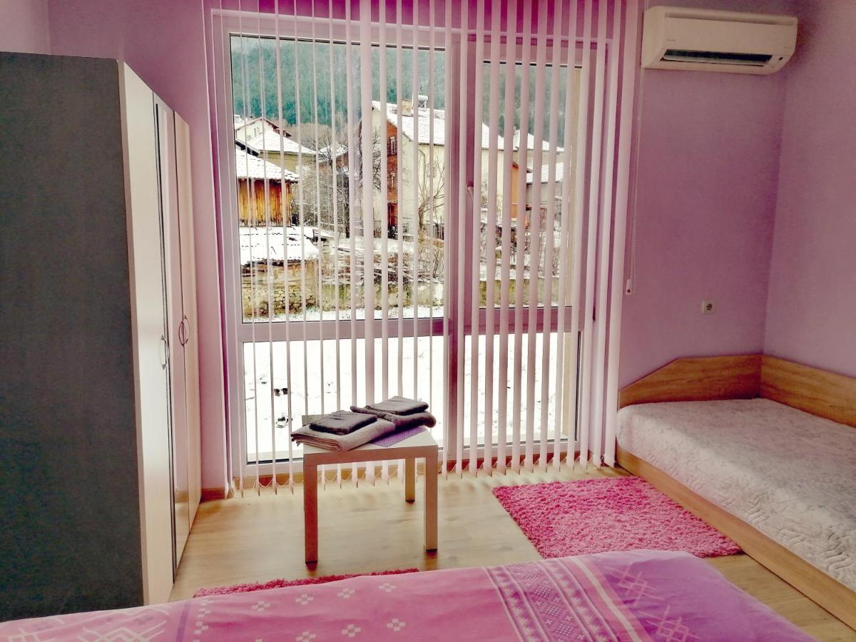 ספרבה בניה Apartment Daiv מראה חיצוני תמונה