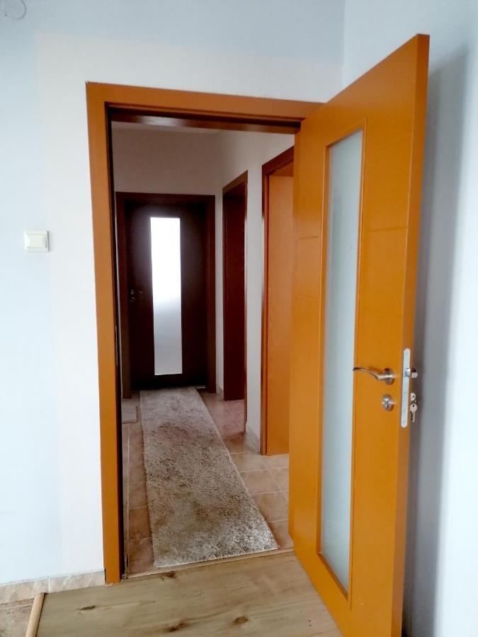 ספרבה בניה Apartment Daiv מראה חיצוני תמונה